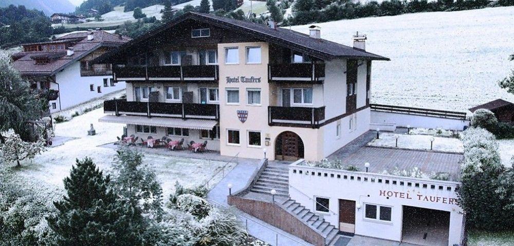 Hotel Taufers Molini di Tures Exterior foto